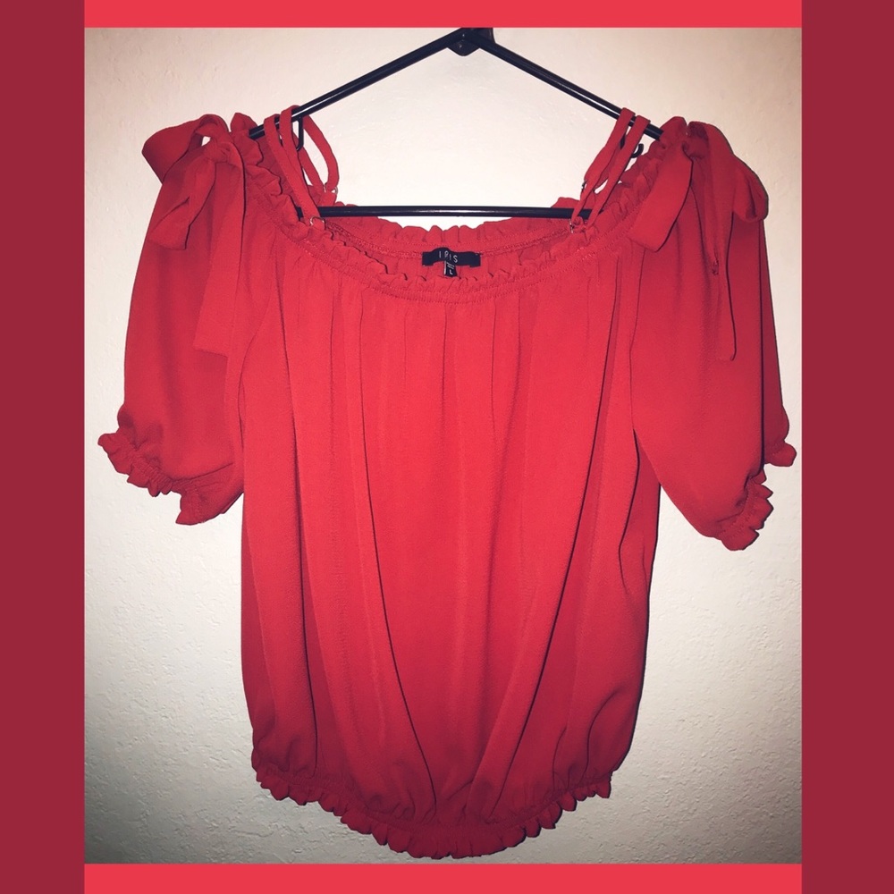 Ladies Off The Shoulder Top